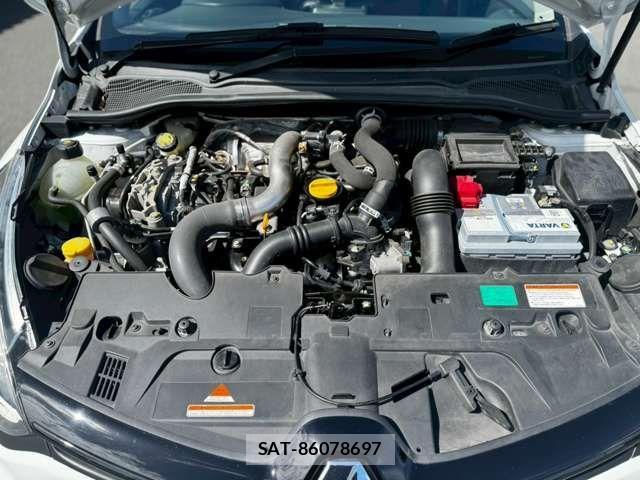 Renault LUTECIA 2014-06 2447967-12