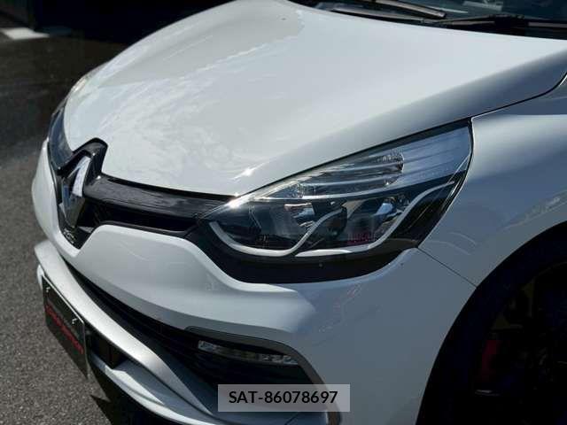 Renault LUTECIA 2014-06 2447967-5