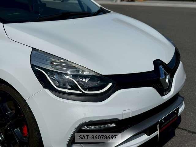 Renault LUTECIA 2014-06 2447967-6