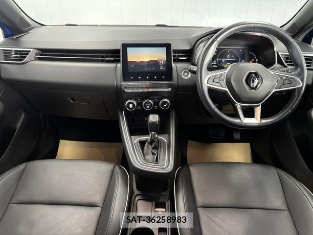 Renault LUTECIA 2022-06 2675308-10