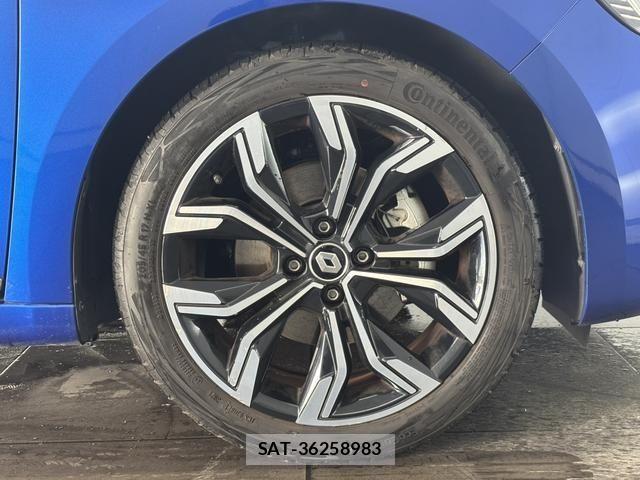Renault LUTECIA 2022-06 2675308-16