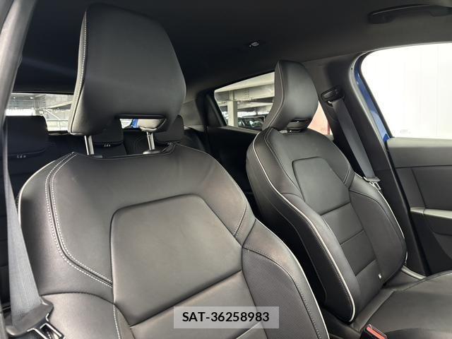 Renault LUTECIA 2022-06 2675308-3