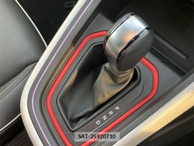Renault LUTECIA 2021-02 3385212-10