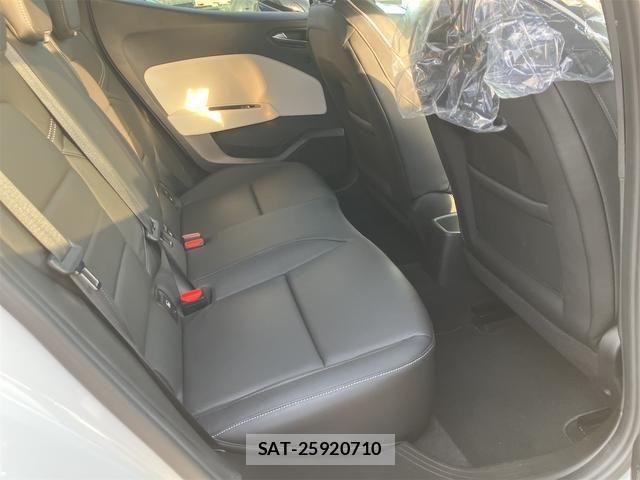 Renault LUTECIA 2021-02 3385212-27