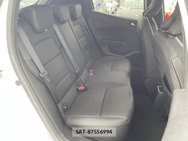 Renault LUTECIA 2022-12 4330111-8