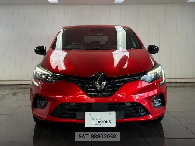 Renault LUTECIA 2023-08 5876951-13