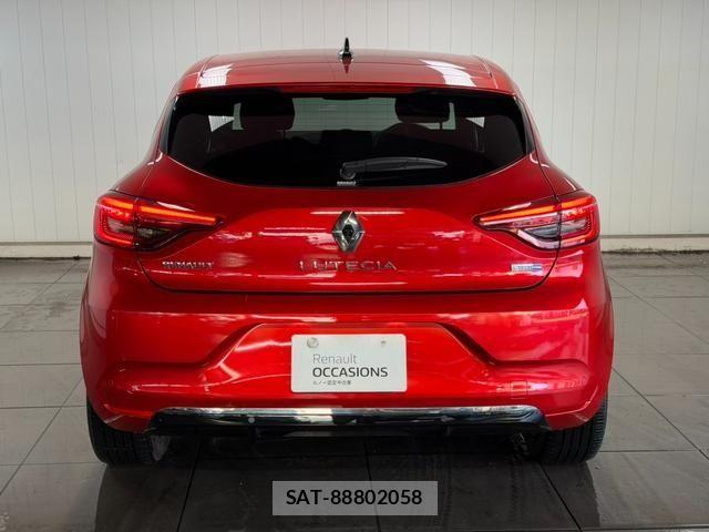 Renault LUTECIA 2023-08 5876951-14