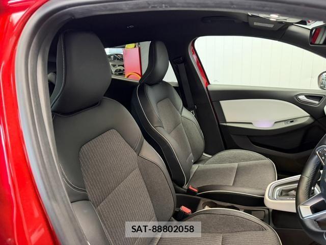 Renault LUTECIA 2023-08 5876951-3