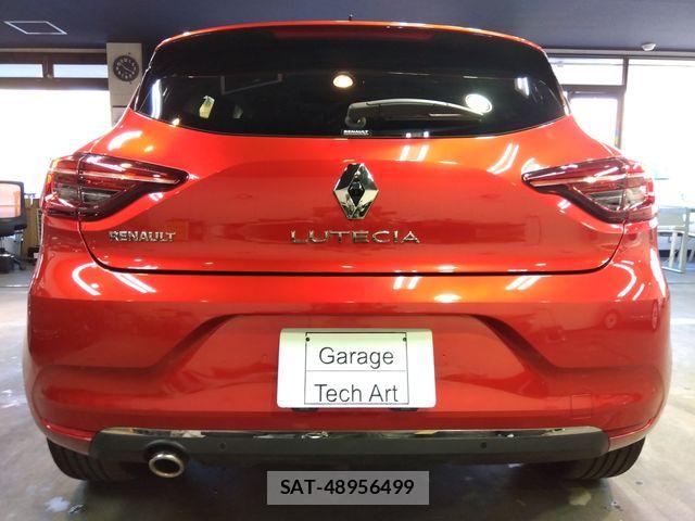 Renault LUTECIA 2024-02 6247030-2