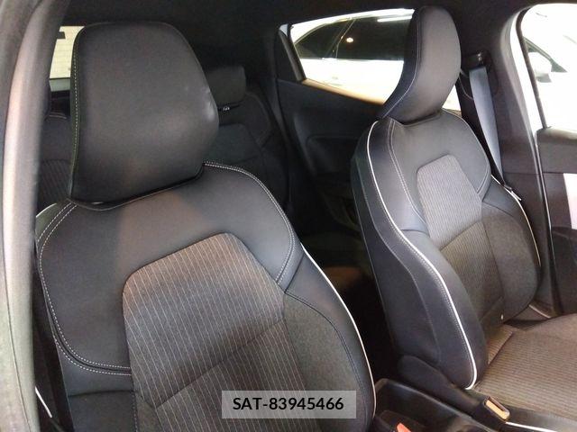 Renault LUTECIA 2023-02 6247029-10
