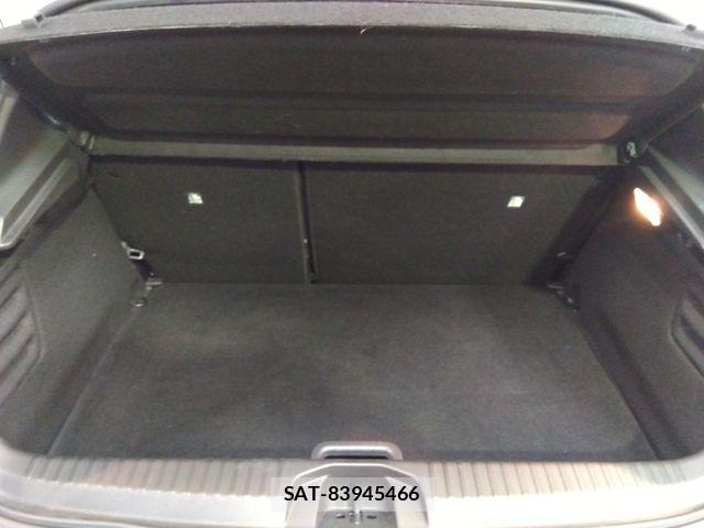 Renault LUTECIA 2023-02 6247029-15