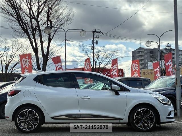 Renault LUTECIA 2019-11 6614444-3