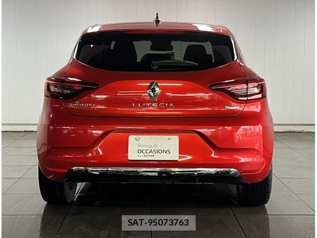 Renault LUTECIA 2023-06 6614443-15