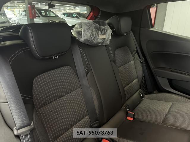 Renault LUTECIA 2023-06 6614443-4