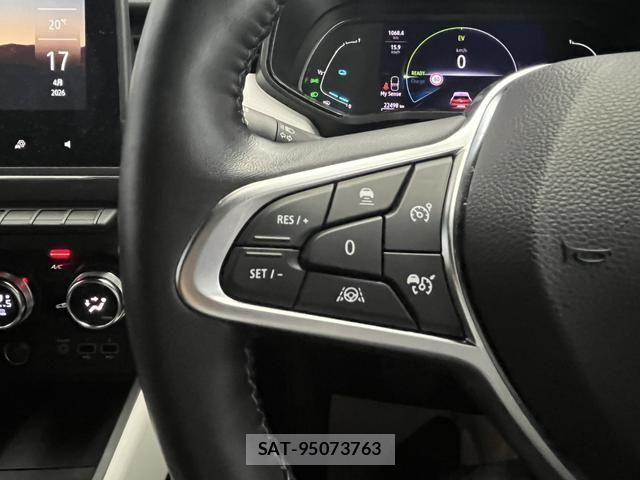 Renault LUTECIA 2023-06 6614443-7