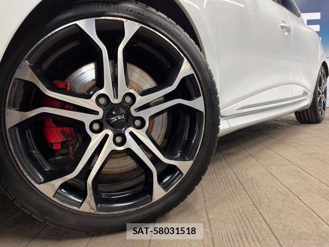 Renault LUTECIA 2017-06 6816900-11