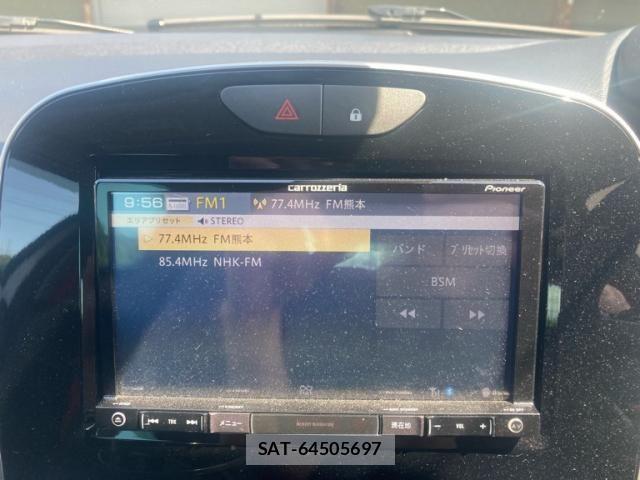 Renault LUTECIA 2018-11 6997727-21