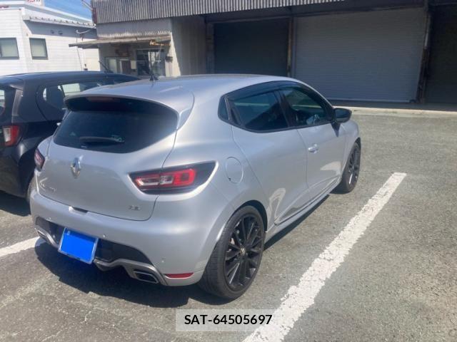 Renault LUTECIA 2018-11 6997727-4