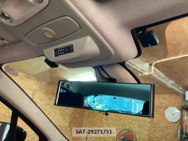 Renault LUTECIA 2016-12 7224193-11