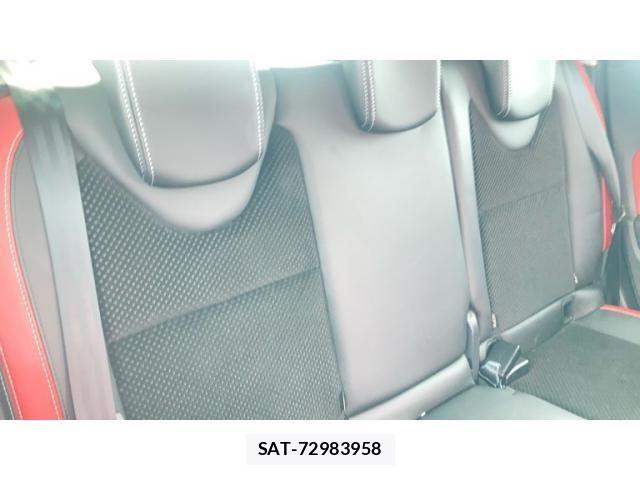 Renault LUTECIA 2018-05 7252121-12