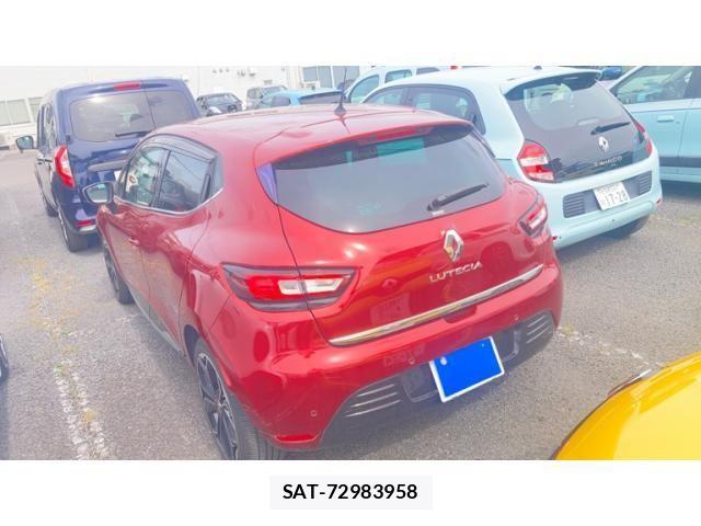 Renault LUTECIA 2018-05 7252121-3