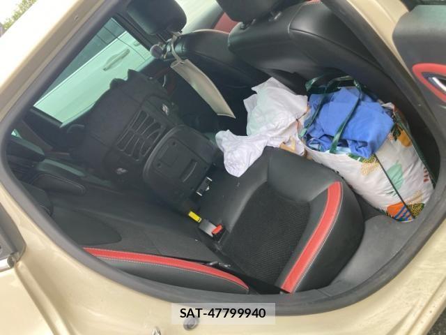 Renault LUTECIA 2017-09 7329725-11