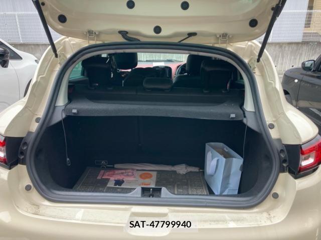 Renault LUTECIA 2017-09 7329725-20