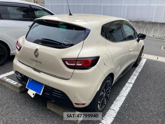 Renault LUTECIA 2017-09 7329725-4