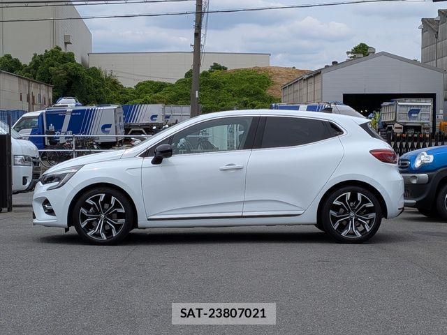 Renault LUTECIA 2024-06 7329726-24
