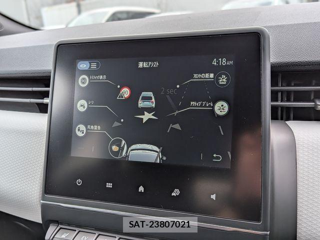 Renault LUTECIA 2024-06 7329726-6