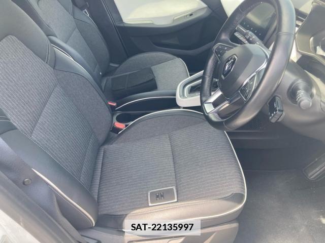 Renault LUTECIA 2023-02 7329722-13