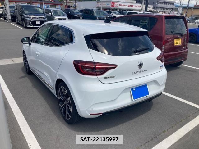Renault LUTECIA 2023-02 7329722-3