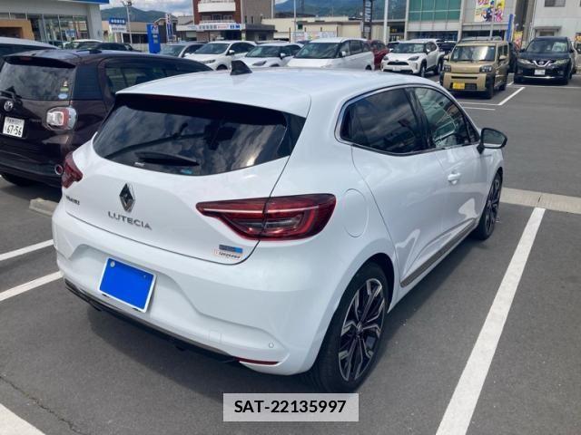Renault LUTECIA 2023-02 7329722-4