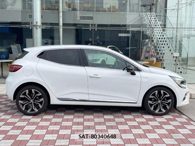 Renault LUTECIA 2023-10 7359585-17