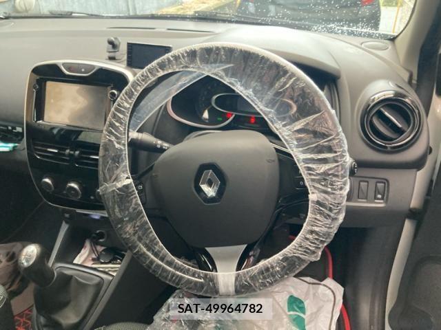 Renault LUTECIA 2015-06 7359590-9