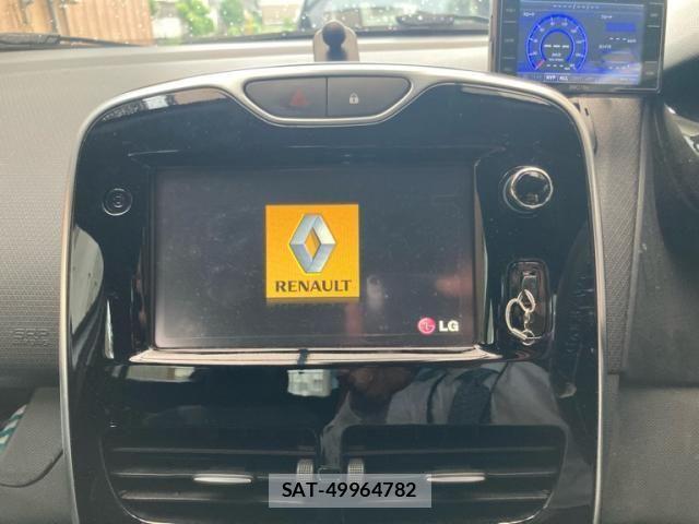 Renault LUTECIA 2015-06 7359590-13
