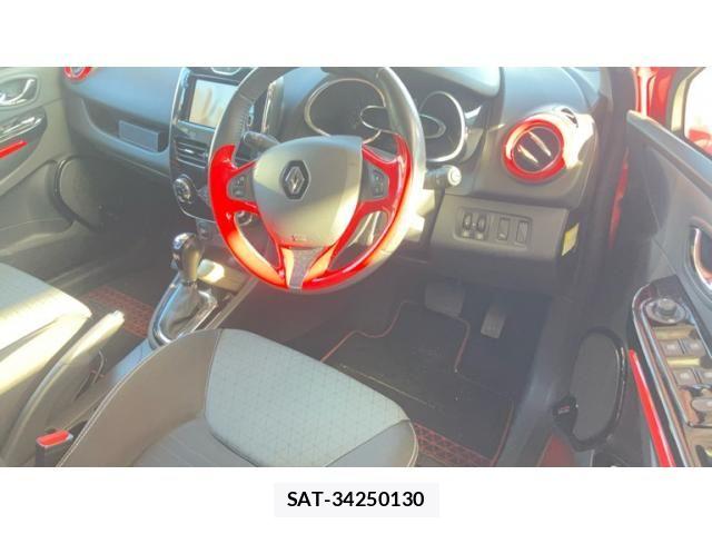 Renault LUTECIA 2013-07 7393860-8