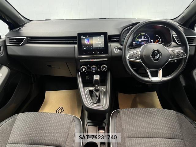 Renault LUTECIA 2023-02 7457303-10