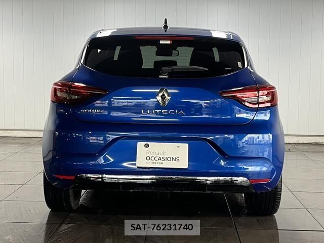 Renault LUTECIA 2023-02 7457303-14