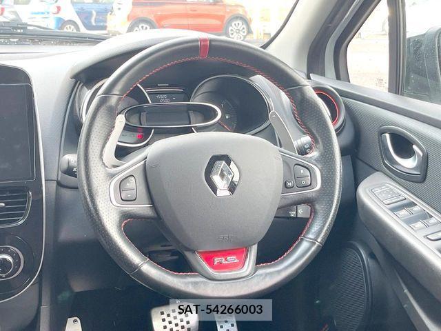 Renault LUTECIA 2018-01 7502587-9