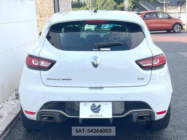 Renault LUTECIA 2018-01 7502587-15