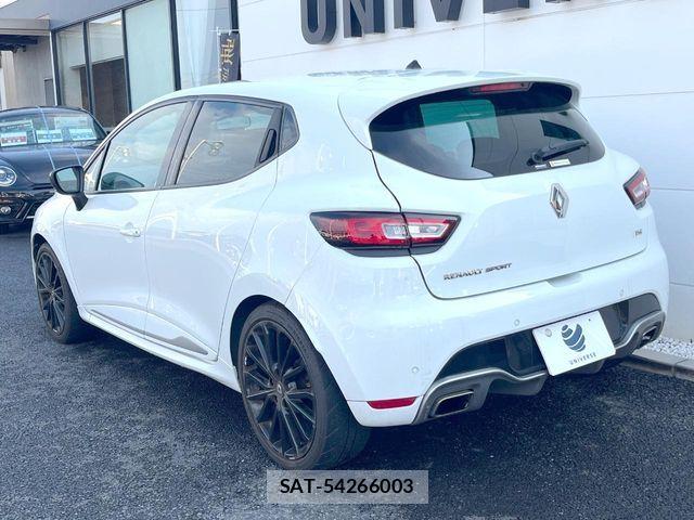 Renault LUTECIA 2018-01 7502587-17