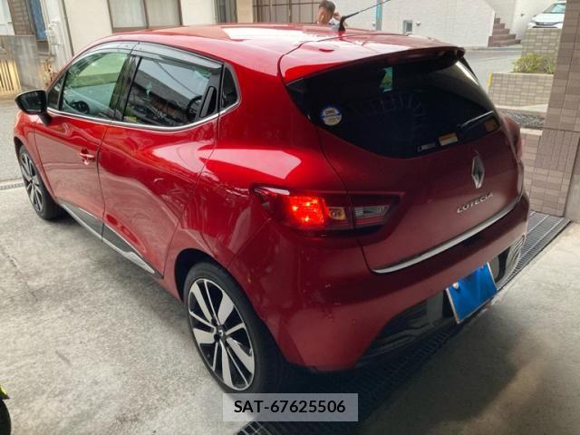 Renault LUTECIA 2016-09 7509873-5