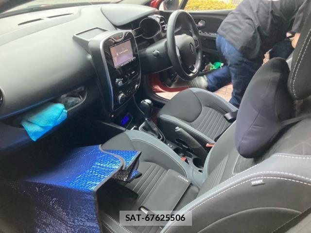 Renault LUTECIA 2016-09 7509873-8