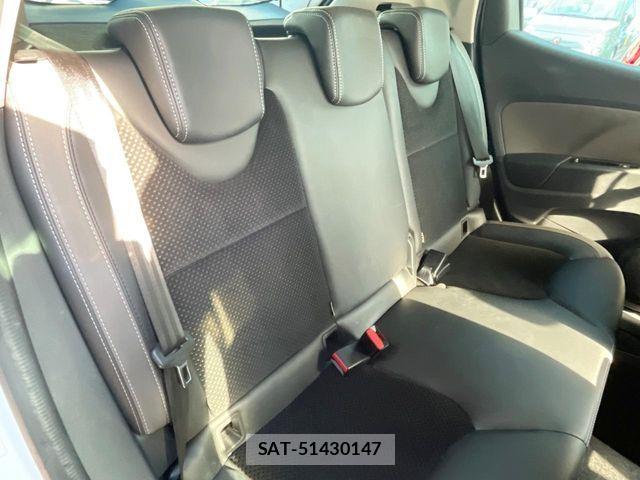 Renault LUTECIA 2018-03 7502589-9