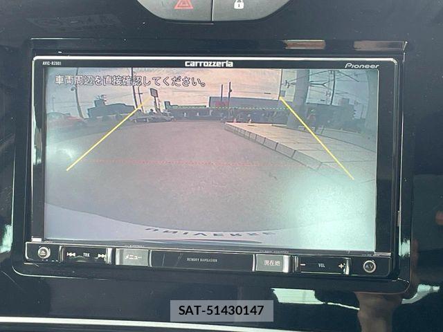 Renault LUTECIA 2018-03 7502589-4