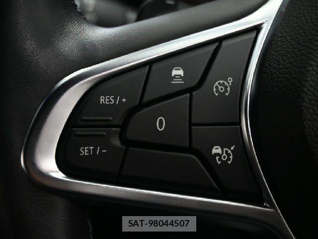 Renault LUTECIA 2021-06 7502585-9