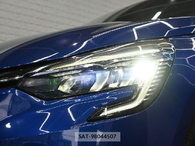 Renault LUTECIA 2021-06 7502585-18