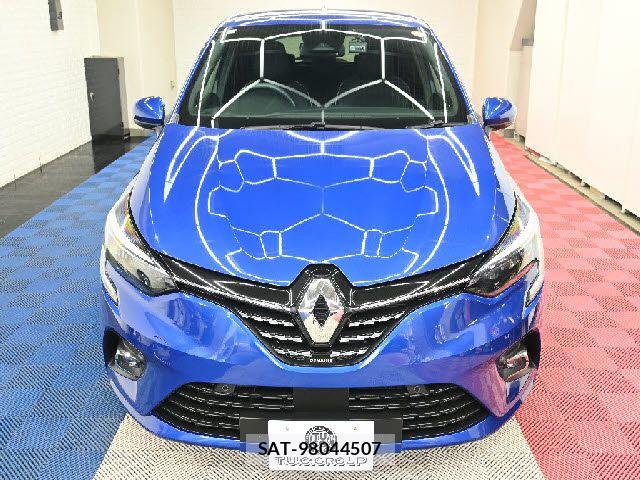 Renault LUTECIA 2021-06 7502585-4