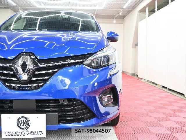 Renault LUTECIA 2021-06 7502585-5